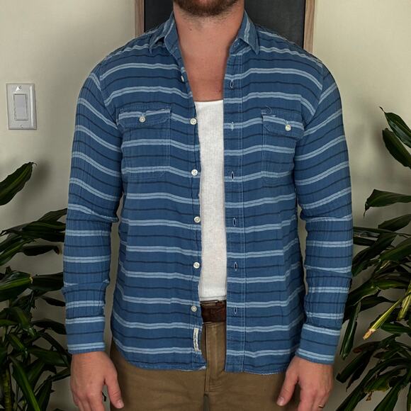 Lucky Brand Blue Button Up Flannel - Picture 1 of 4